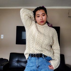 Cream chunky knit sweater